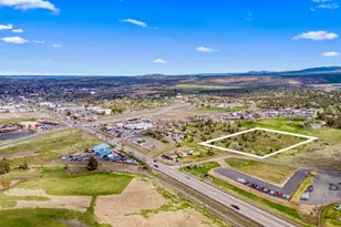 1865 SW Chevrolet Dr, Madras, OR 97741 - Photo 1