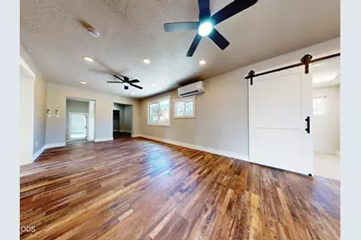 11200 NW Nye Avenue, Prineville, OR 97754 - Photo 9