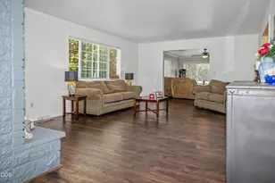 1605 Tamera Dr, Klamath Falls, OR 97603 - Photo 11
