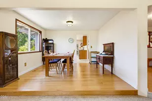2901 Leonard Ave, Medford, OR 97504 - Photo 7
