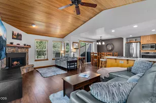 17750 W Core Rd, Sunriver, OR 97707 - Photo 5