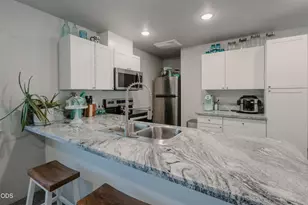 7884 28th St, White City, OR 97503 - Photo 3