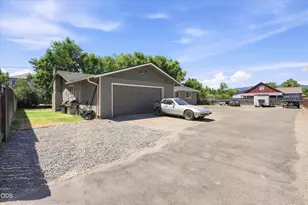 2721 Howard Ave, Medford, OR 97501 - Photo 5