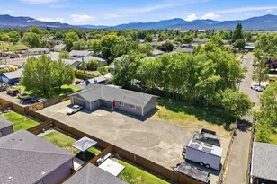2721 Howard Ave, Medford, OR 97501 - Photo 35