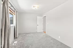 2721 Howard Ave, Medford, OR 97501 - Photo 21