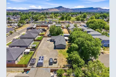 2721 Howard Avenue, Medford, OR 97501 - Photo 39
