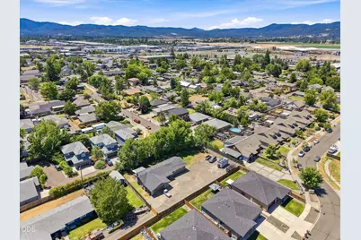 2721 Howard Avenue, Medford, OR 97501 - Photo 41