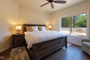 1600 N Second Ave, Gold Hill, OR 97525 - Photo 33