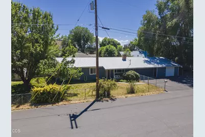 1670 SE Mountain View Drive, Prineville, OR 97754 - Photo 3