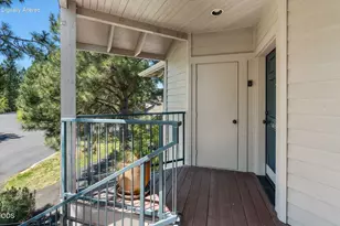 19717 SW Mount Bachelor Dr, Bend, OR 97702 - Photo 7