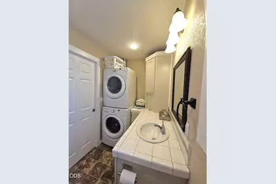 1215 NE 6th Street, Grants Pass, OR 97526 - Photo 17