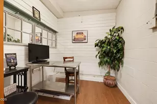 1215 NE 6th St, Grants Pass, OR 97526 - Photo 9