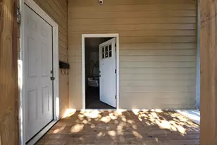 1215 NE 6th St, Grants Pass, OR 97526 - Photo 9