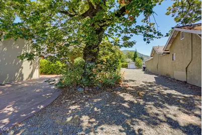 1215 NE 6th Street, Grants Pass, OR 97526 - Photo 19
