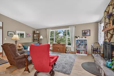 635 Chestnut Street, Ashland, OR 97520 - Photo 11