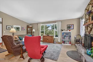 635 Chestnut St, Ashland, OR 97520 - Photo 11