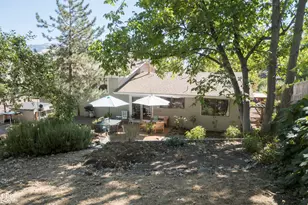 635 Chestnut St, Ashland, OR 97520 - Photo 7