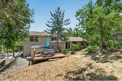 635 Chestnut Street, Ashland, OR 97520 - Photo 27