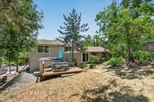 635 Chestnut St, Ashland, OR 97520 - Photo 27