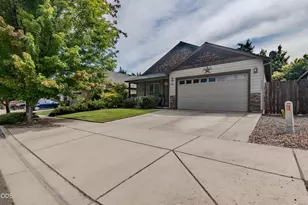 751 Tivoli Dr, Medford, OR 97501 - Photo 1
