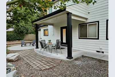 241 Fieldbrook Court, Medford, OR 97504 - Photo 23