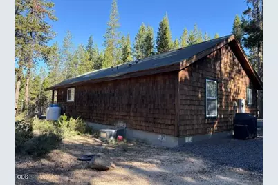 142015 Blue Sky Way, Crescent Lake, OR 97733 - Photo 29
