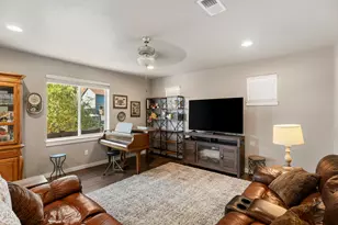1825 NE Kristi, Bend, OR 97701 - Photo 11