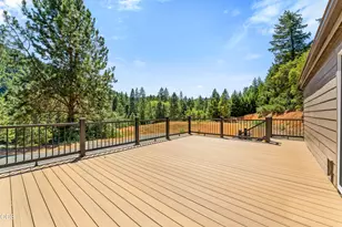 2810 Coyote Creek Rd, Wolf Creek, OR 97497 - Photo 11