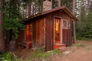 13101 SW Blakley Ln, Camp Sherman, OR 97730 - Photo 31