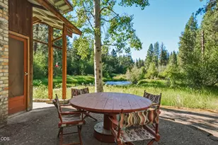 13101 SW Blakley Ln, Camp Sherman, OR 97730 - Photo 47