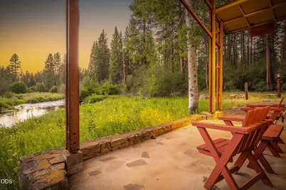 13101 SW Blakley Lane, Camp Sherman, OR 97730 - Photo 9