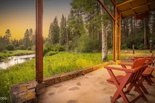 13101 SW Blakley Ln, Camp Sherman, OR 97730 - Photo 9