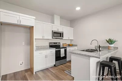 2028 Sunset Drive #8, Medford, OR 97501 - Photo 5
