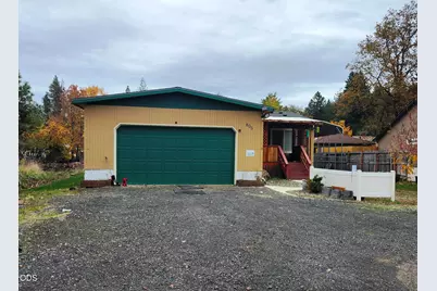 805 Redwood Avenue, Butte Falls, OR 97522 - Photo 1