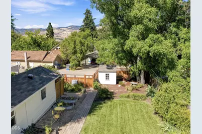 541 Fairview Street, Ashland, OR 97520 - Photo 35