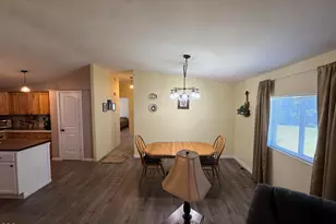 345 SW C St, Madras, OR 97741 - Photo 11