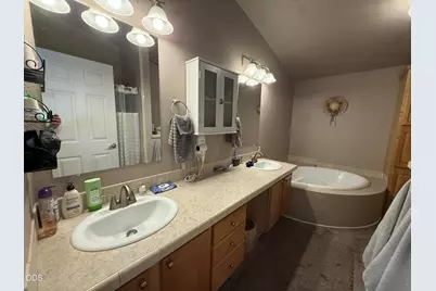 345 SW C Street #UNIT 10, Madras, OR 97741 - Photo 15