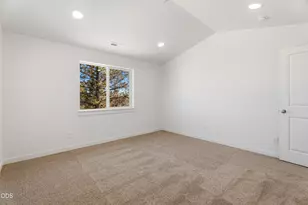 6075 NW Elliott St, Prineville, OR 97754 - Photo 21