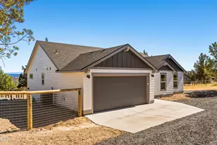 6075 NW Elliott St, Prineville, OR 97754 - Photo 47