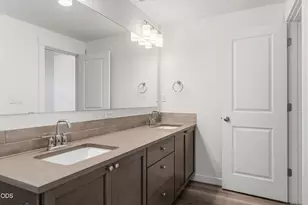 6075 NW Elliott St, Prineville, OR 97754 - Photo 27