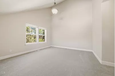 19358 SW Laurelhurst Way, Bend, OR 97702 - Photo 37