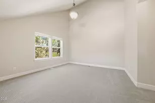 19358 S W Laurelhurst Way, Bend, OR 97702 - Photo 37