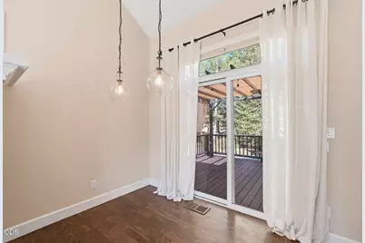 19358 SW Laurelhurst Way, Bend, OR 97702 - Photo 15