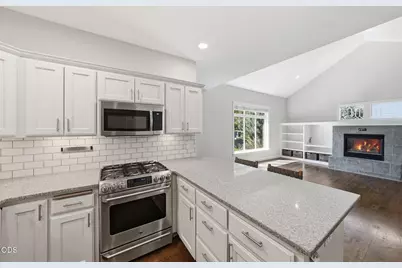 19358 SW Laurelhurst Way, Bend, OR 97702 - Photo 17