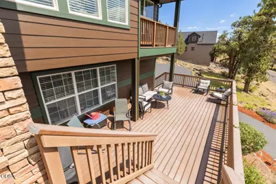 9629 Kestrel Road, Klamath Falls, OR 97601 - Photo 7