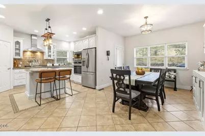 9629 Kestrel Road, Klamath Falls, OR 97601 - Photo 21
