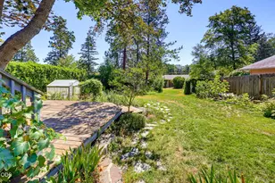 840 Harmony Ln, Ashland, OR 97520 - Photo 3