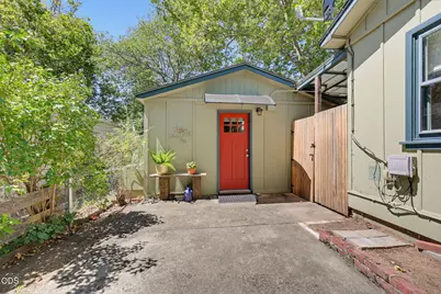 1836 Woodlawn Drive, Medford, OR 97504 - Photo 35