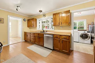1836 Woodlawn Dr, Medford, OR 97504 - Photo 13