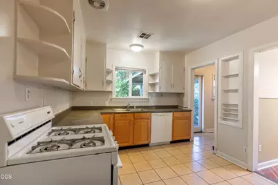805 Taylor Street, Medford, OR 97504 - Photo 11